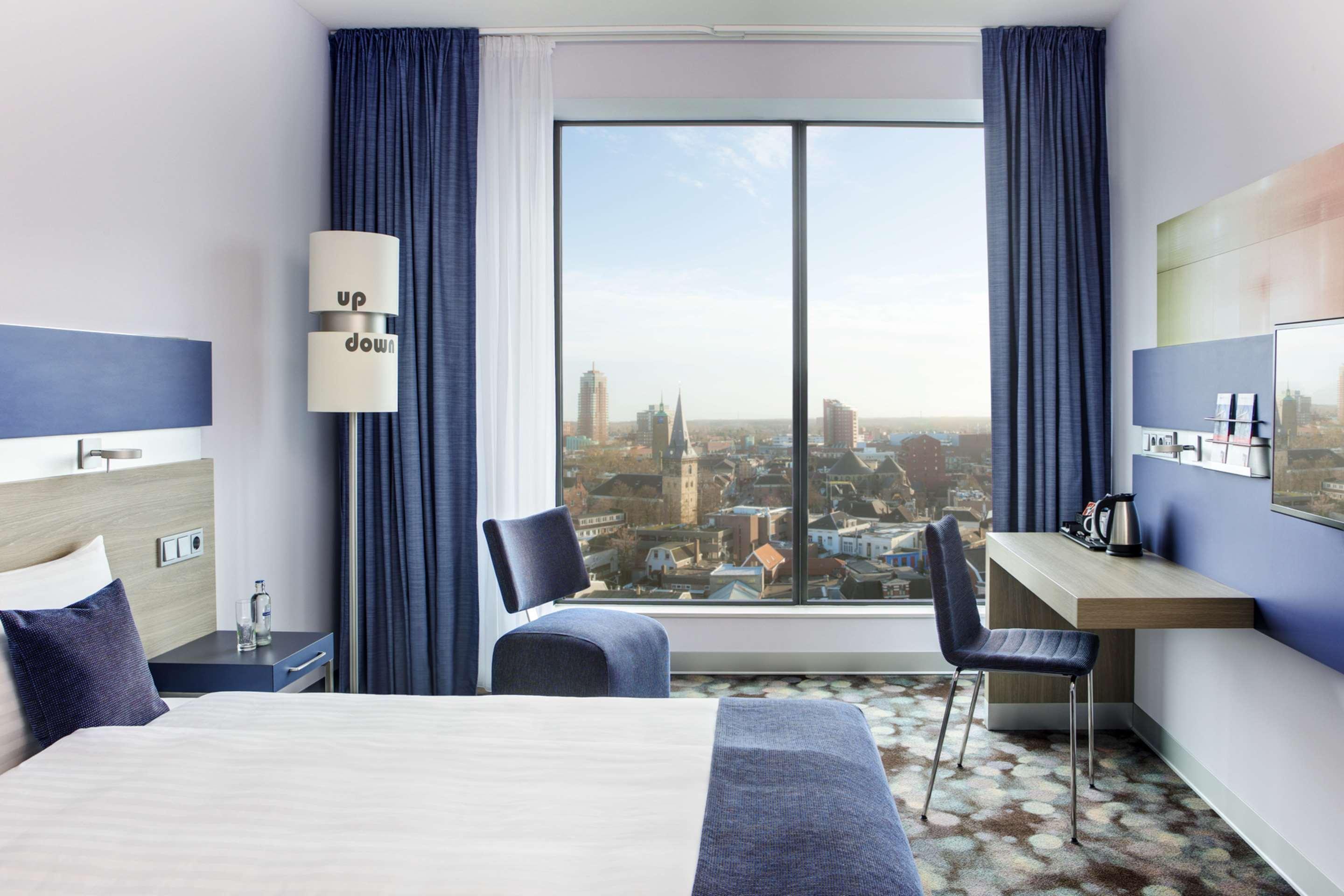 Intercityhotel אנסחדה מראה חיצוני תמונה